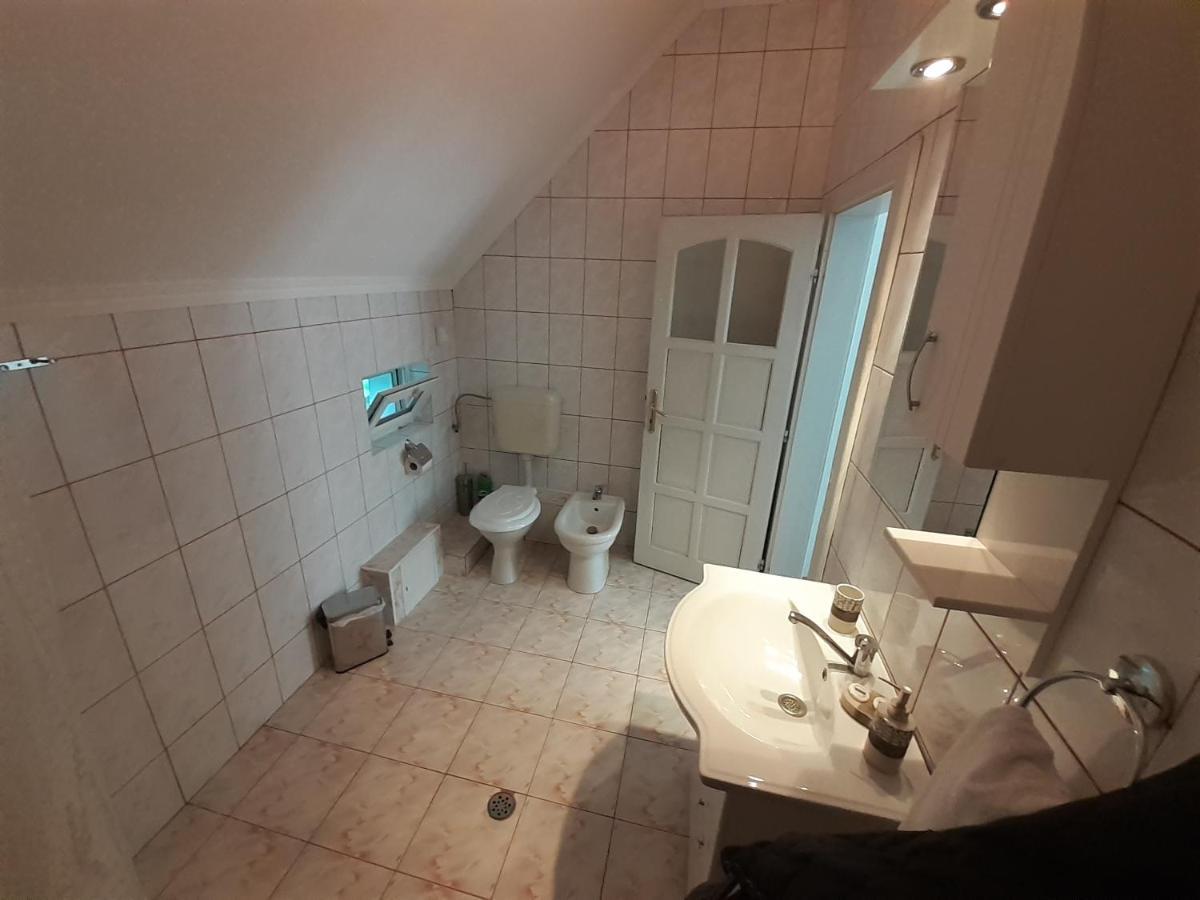 Valiapart Oradea Extérieur photo