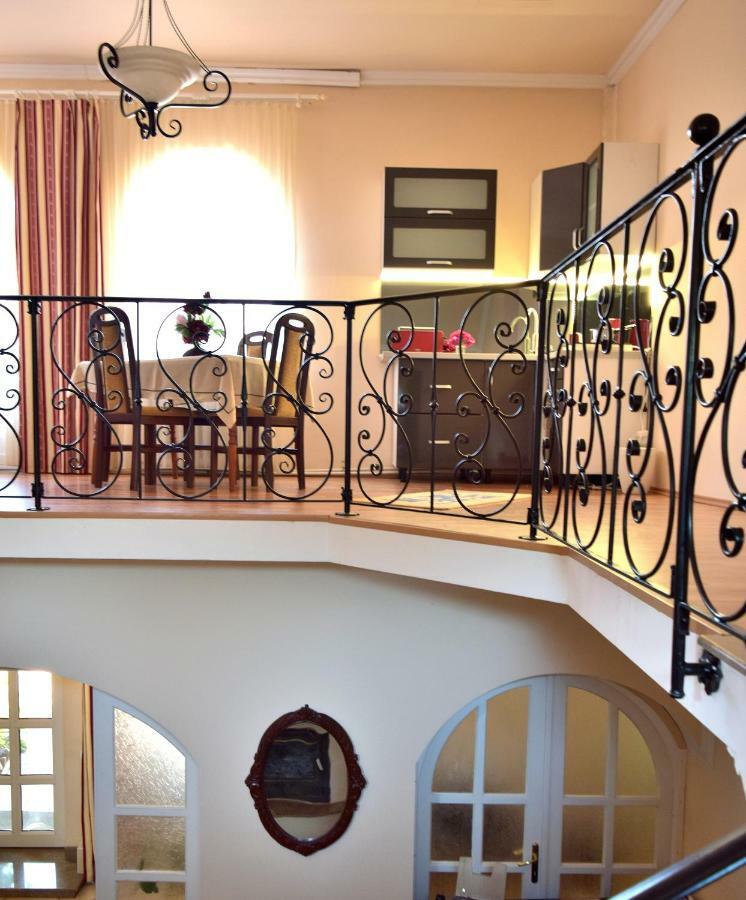 Valiapart Oradea Extérieur photo