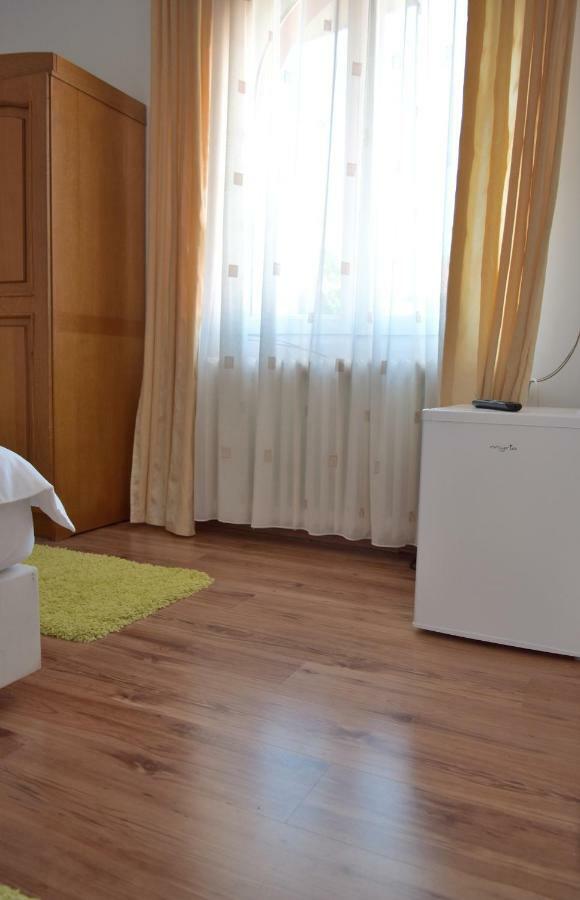 Valiapart Oradea Extérieur photo